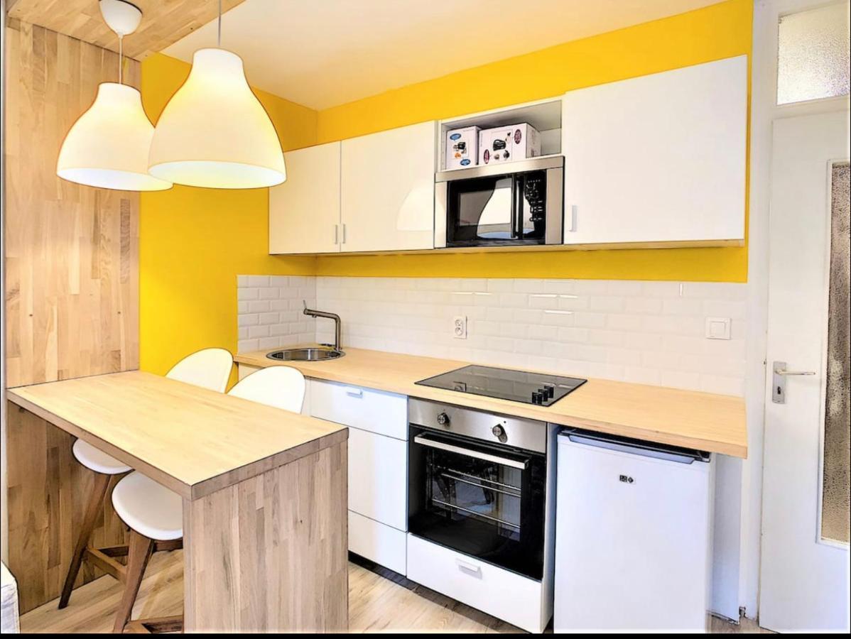 Centre Saint-Gervais studio Jaune moderne proche télécabine 2 pers Extérieur photo