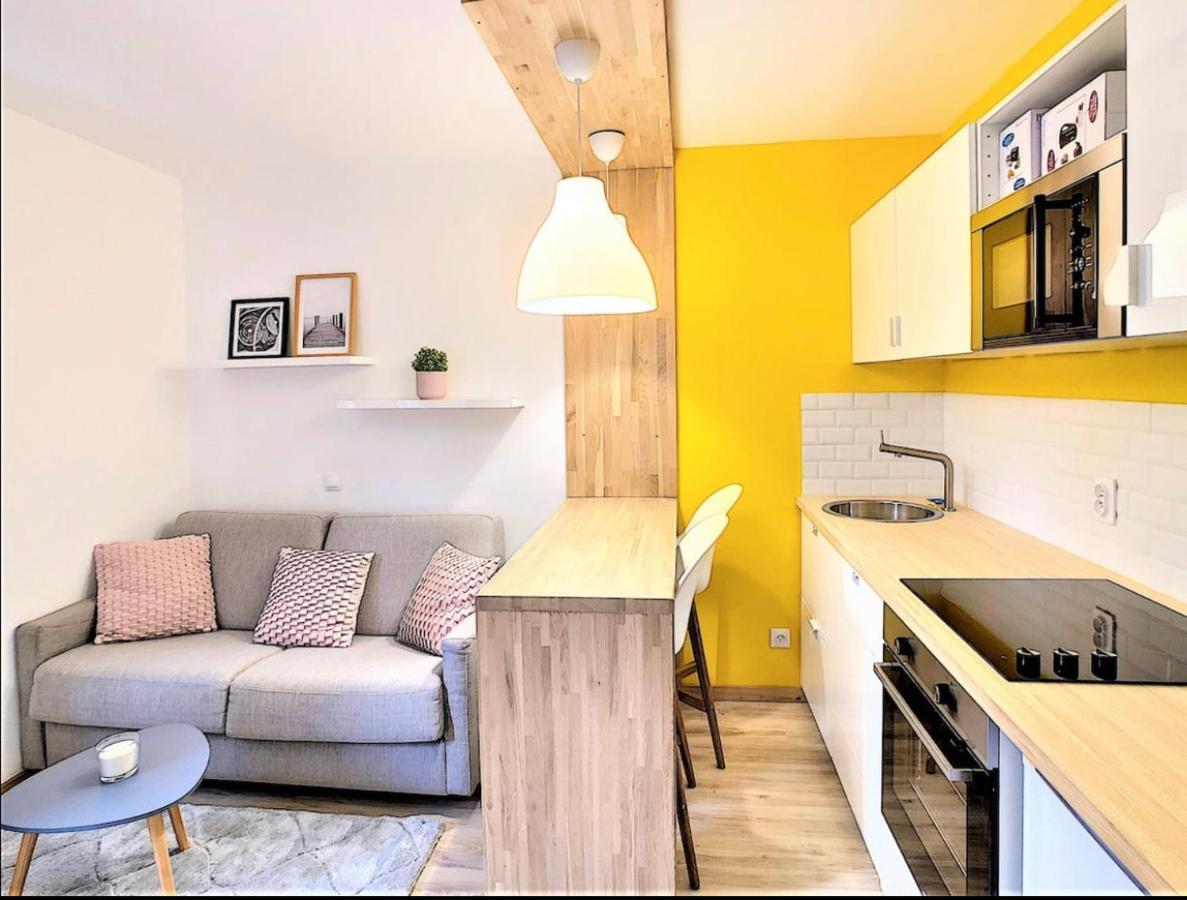 Centre Saint-Gervais studio Jaune moderne proche télécabine 2 pers Extérieur photo